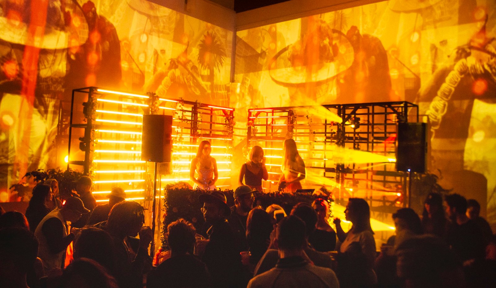 Possi Life Immersive 3d Projection Mapping Stage Lighting Design Lumenarius Seattle